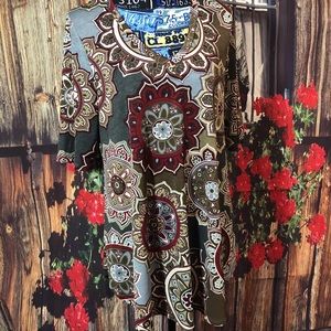 Ladies tunic by Tiffany Lane